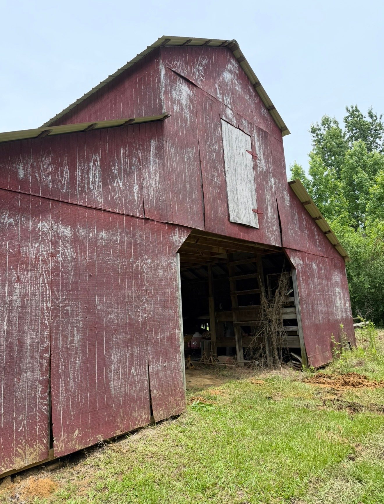Old barn before renovation